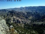 Barranco de Tnez. Con la Sagra al fondo