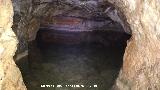 Cueva del Agua. Lago