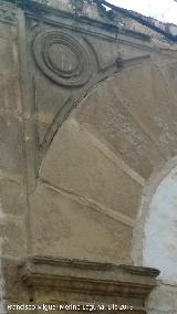 Casa de la Calle Pedraza n 33. Tondo izquierdo