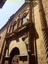 Palacio de Torrente. Portada