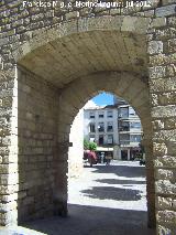 Puerta del Castilln. Intramuros