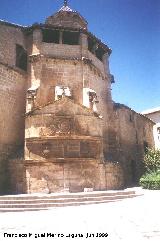 Iglesia de San Pablo. Fuente y bside