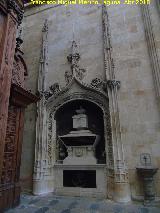 Catedral Nueva. Capilla de la Puerta Sur. Sepulcro