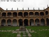 Colegio del Arzobispo Fonseca. Patio