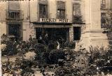 Plaza de San Ildefonso. Foto antigua. Muebles Pozas