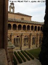 Convento de San Esteban. Claustro. 