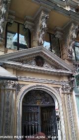 Edificio de la Gran Va n 12. Portada