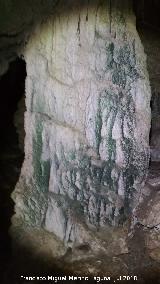 Cueva neoltica de los Corzos. Columna