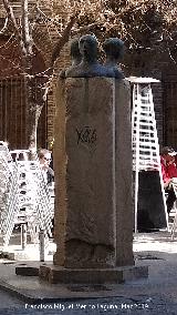 Escultura Tres Bustos sin Nombre. 