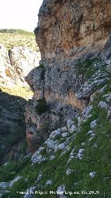 Abrigo de la Virgen. Entrada