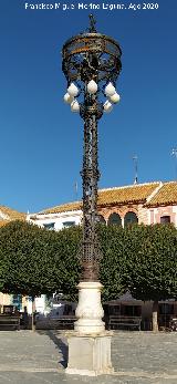 Farola de la Plaza San Fernando. 