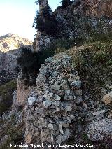 Castillo del Caballo. Grosor de la muralla