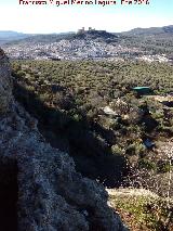 Tajos de San Marcos. Alcal la Real desde las paredes rocosas de los Tajo de San Marcos