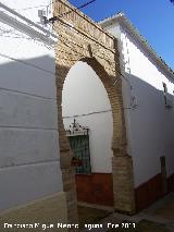 Judera de Arjona. Arco de ladrillo