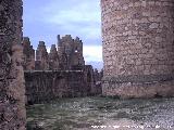 Castillo de Belmonte. Entremuros