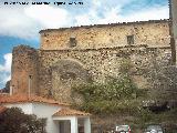 Muralla. Junto a la Iglesia de Santiago Apostol