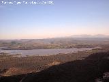 Pantano del Guadaln. Desde Vilches, al fondo el Pantano de Giribaile