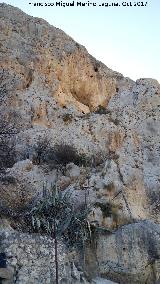 Castillo Viejo de Bedmar. Cueva del Muralln desde el Castillo Viejo