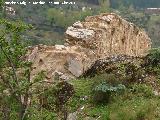 Castillo de la Yedra. Restos de muralla