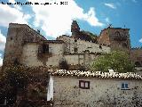 Castillo de la Yedra. Torreones del tercer cilindro el de la derecha convertido en vivienda