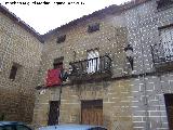 Casa de la Calle Iglesia n 2. Fachada a la Plaza del Ayuntamiento