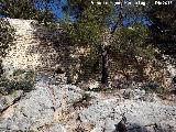 Castillo de Abrehuy. Muralla sur de la piscina