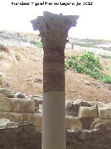Termas Romanas. Columna del peristilo