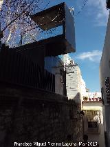 Plaza Rosales. Situacin de la placa que recuerda el Convento de la Coronada