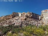 Castillo de Fuentetetar. Muralla