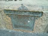 Monumento a la Mujer en Jamuga. Placa