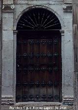 Catedral de Jan. Stanos. Puerta de las escaleras de la lonja