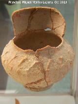 Necrpolis del Sapillo. Vaso. Museo Colegio San Antonio de Padua - Martos