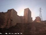 Muralla de Jan. Puerta de la Llana. En el hueco que hay entre el Torren de Vendrines a la izquierda y el Torren Pentagonal a la derecha, estara la Puerta de la Llana